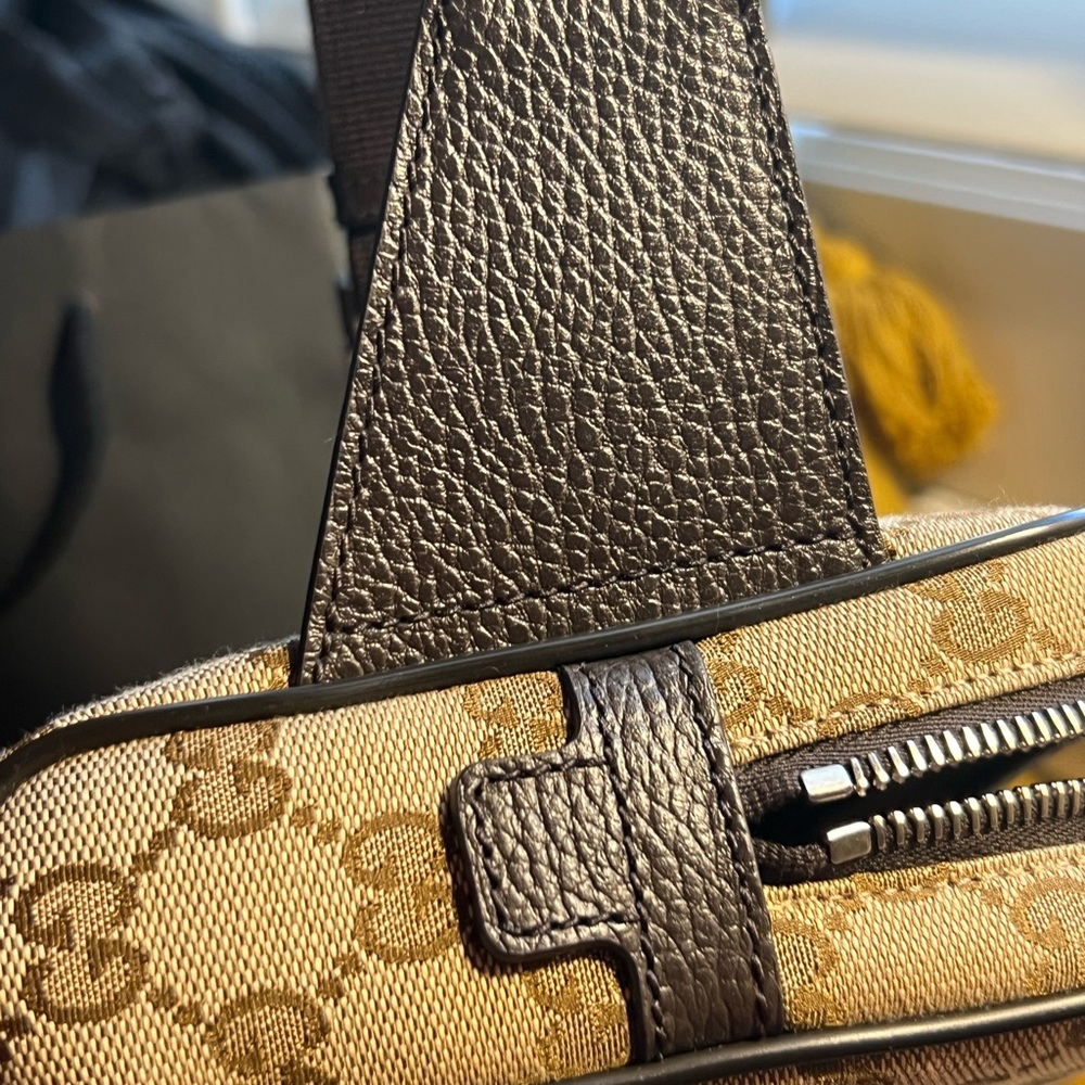 Gucci Original GG Belt Bag - Picture 8 of 11